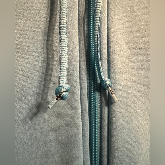 Women’s Under Armour Full Zip Hoodie - Size S - Picture 3 of 8